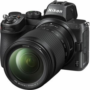 Nikon Z 5 + 24-200mm f/4.0-6.3 - VOA040K004